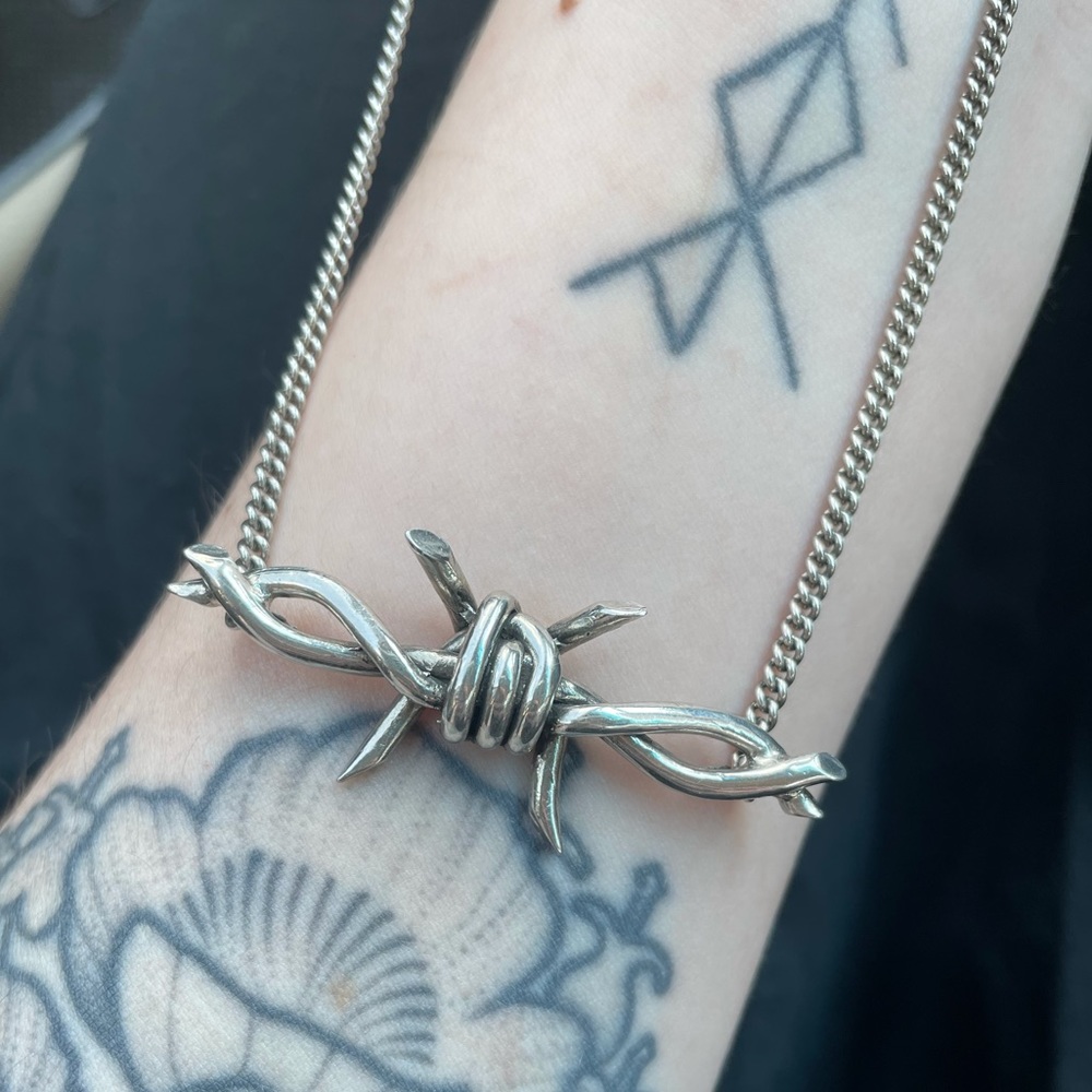 Reposeux Deadly Necklace